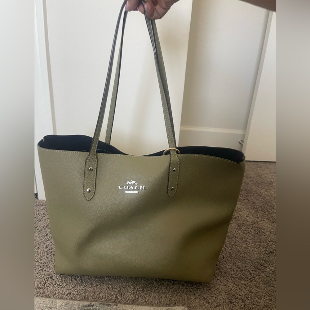 Coach tote
